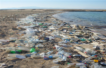 해양쓰레기 절반이 플라스틱과 스티로폼